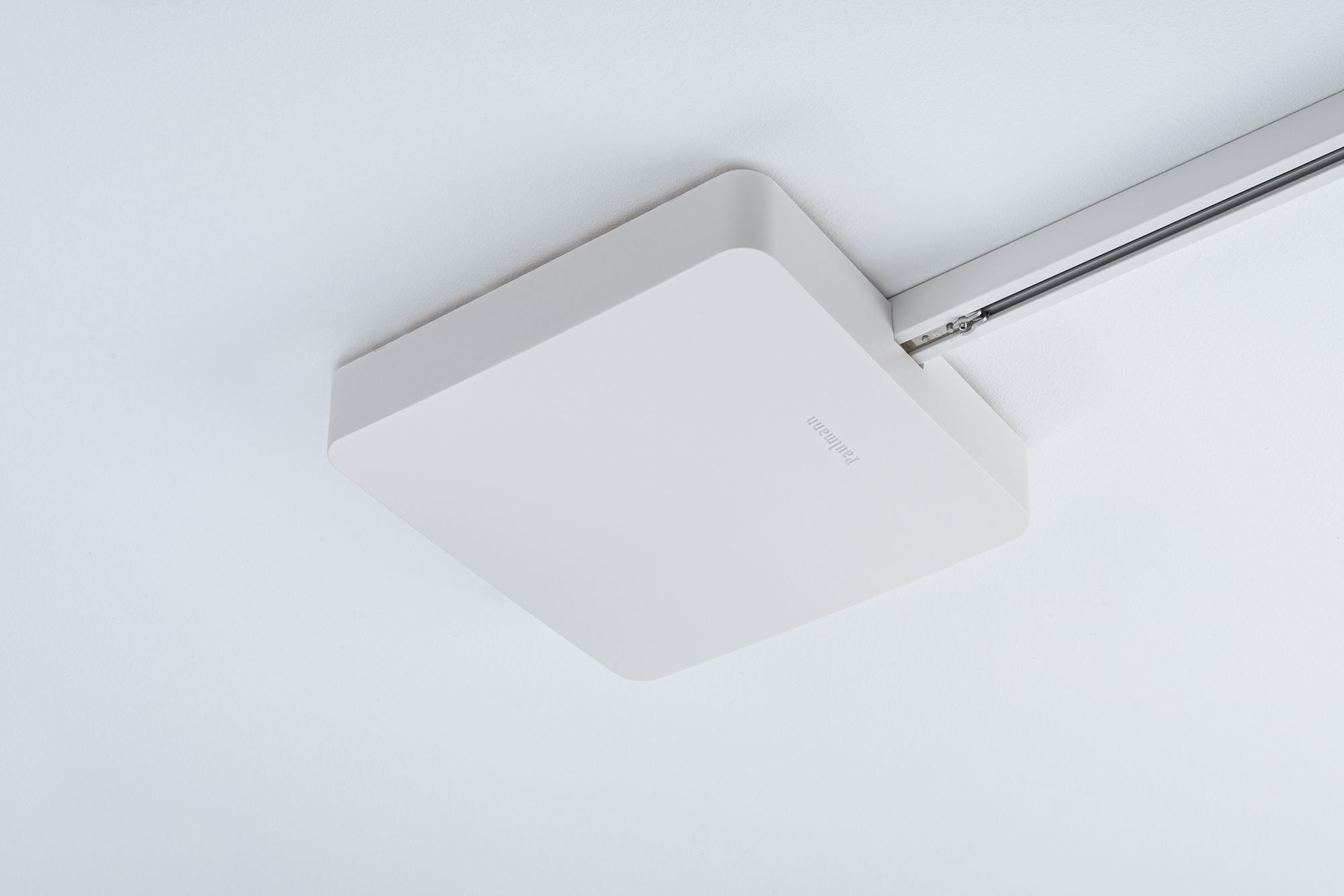 Smart Home Zigbee URail Mitteleinspeisung 227x196mm max. 300W Weiß