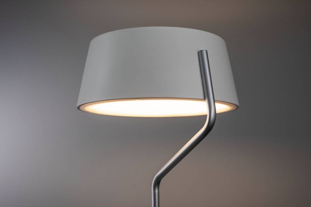 LED Stehleuchte Belaja 22W Weiß/Chrom matt dimmbar