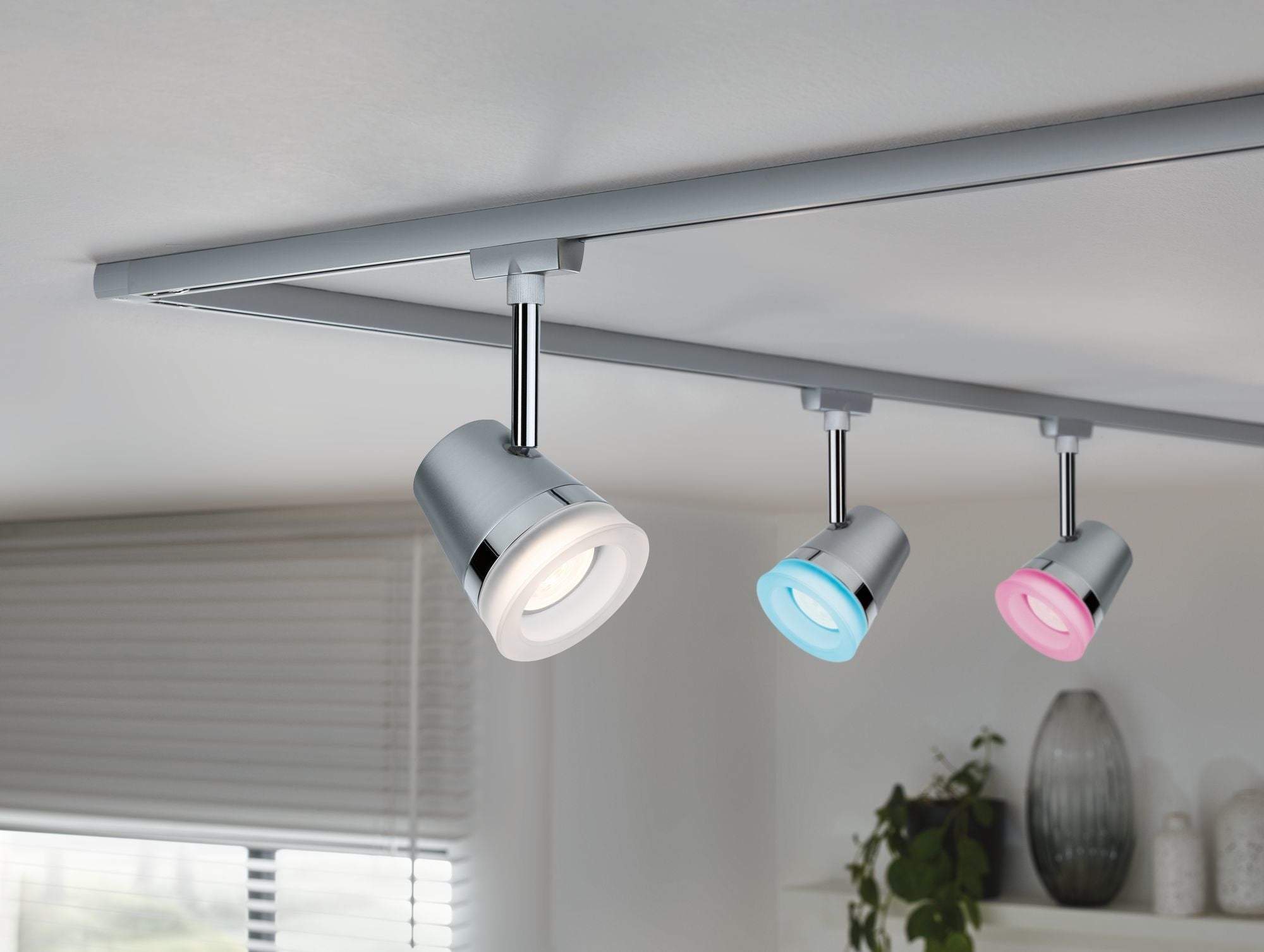 Smart Home Zigbee URail Spot Cone RGBW Chrom matt 5,5W inkl. Leuchtmittel