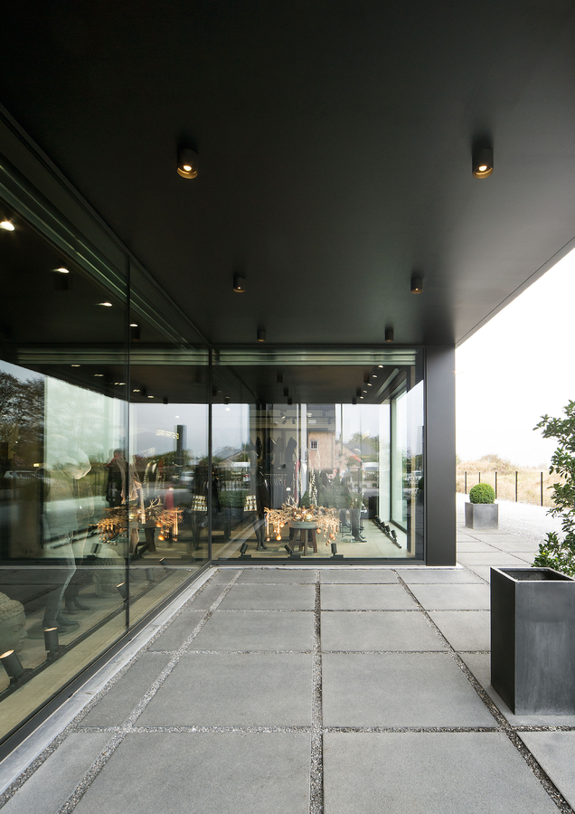 Ray 1.0 LED outdoor ceiling light