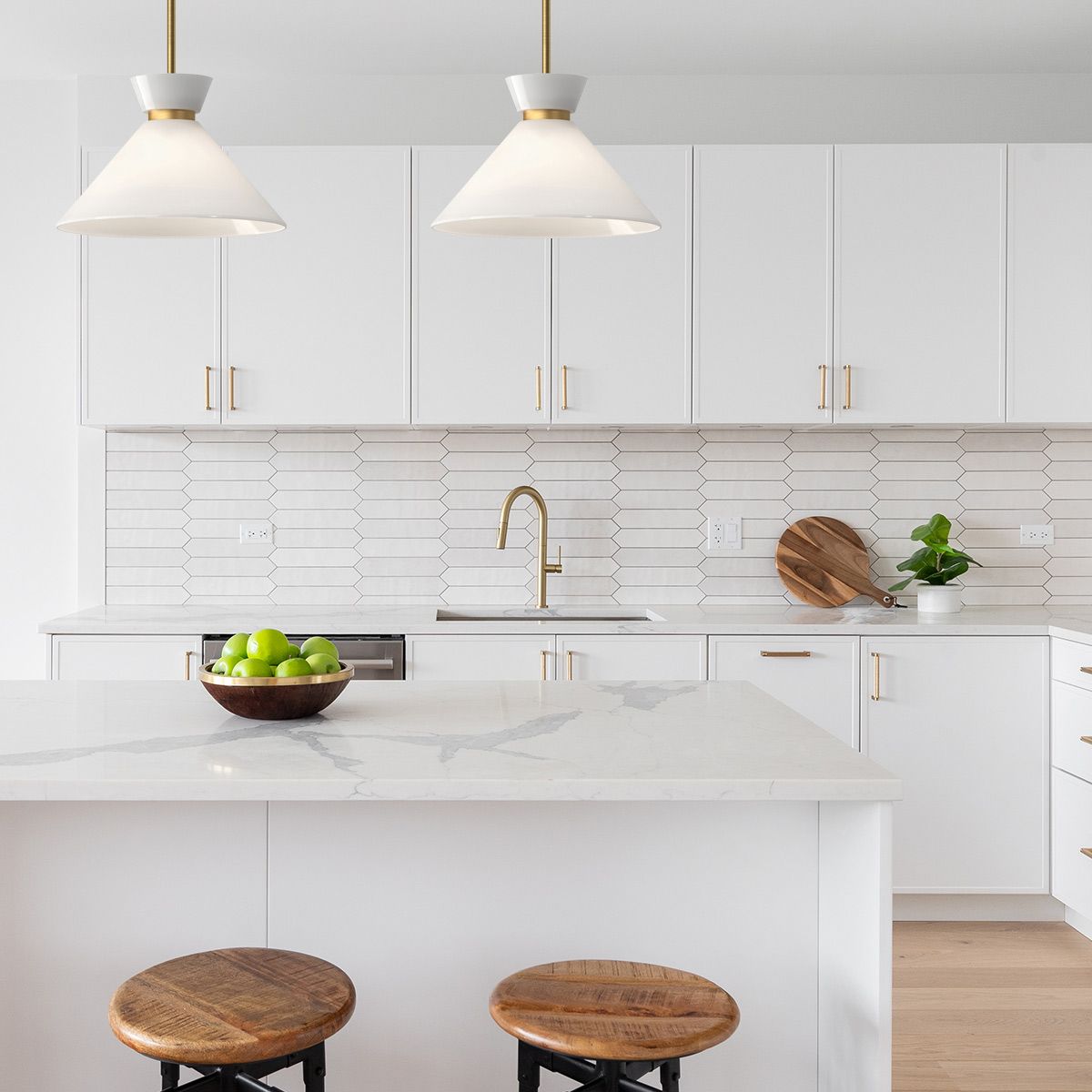Alora Halston 1 l Pendant - Gebürstetes Gold - Elsteadlighting - ALM - HALSTON - P - M - GD