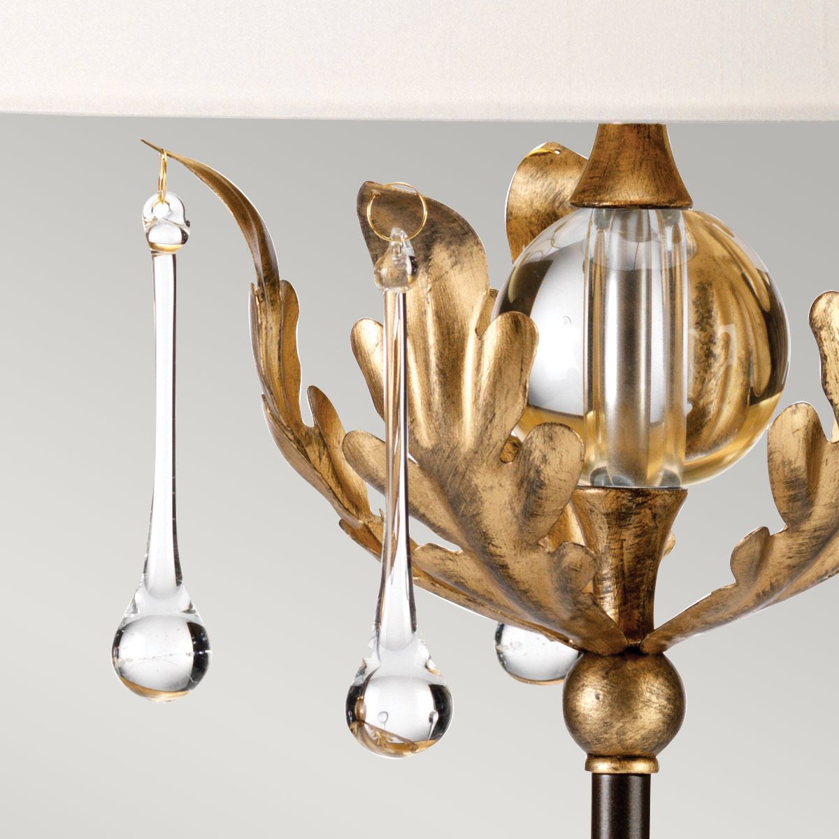 Amarilli 1-flammige Tischlampe mit elfenbeinfarbenem Schirm – Bronze mit goldener Patina