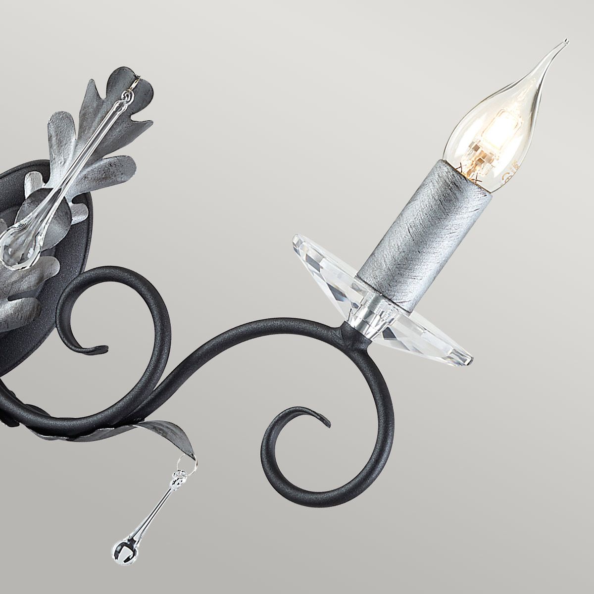 Amarilli 2-flammige Wandleuchte - Schwarz mit silberner Patina