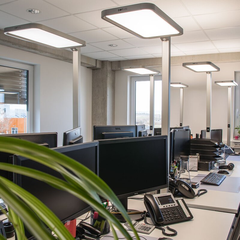 DOTLUX LED - Stehleuchte STUDIObutler 80W 4000K dimmbar silber - Dotlux - 3542 - 340240