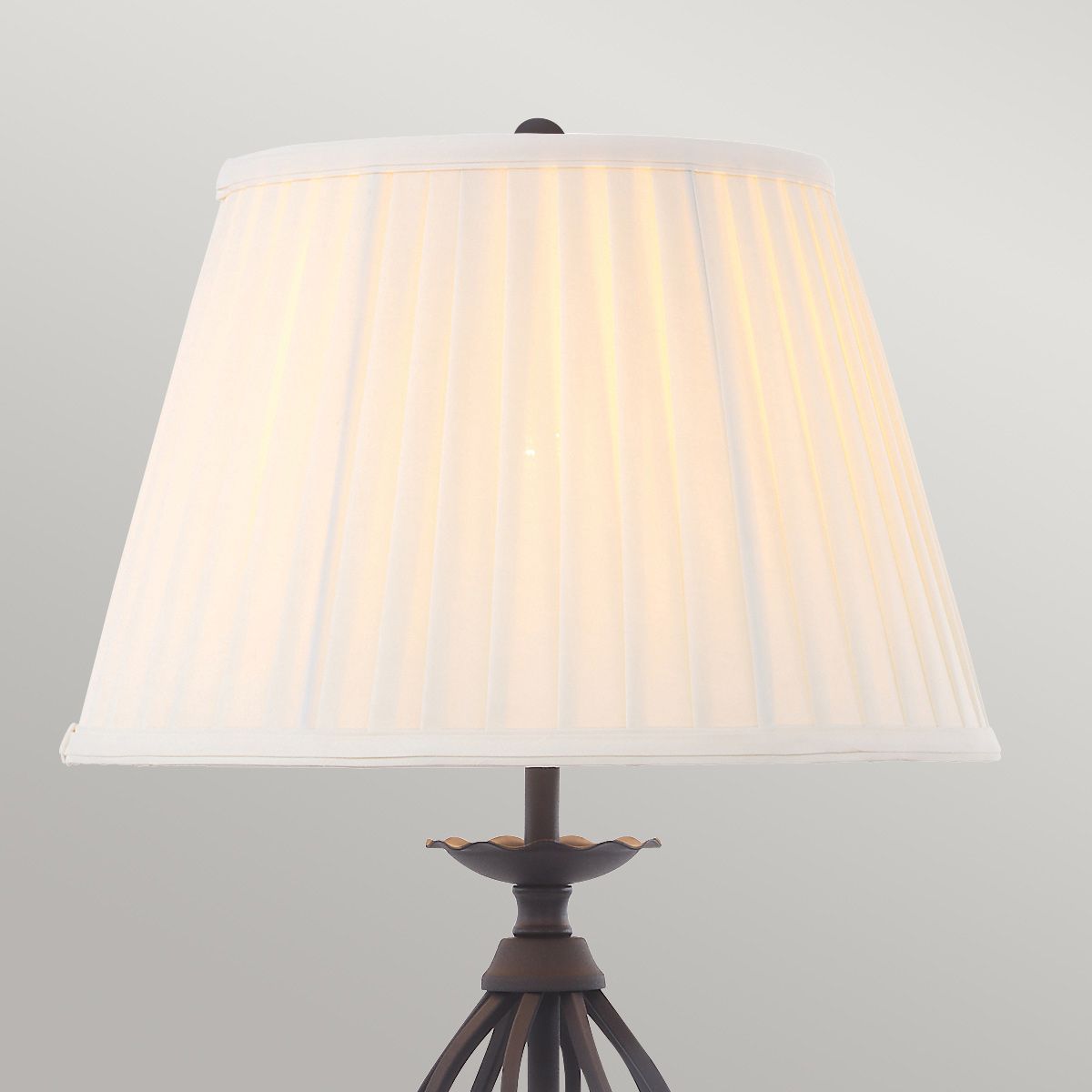 Artisan 1-flammige Tischlampe mit elfenbeinfarbenem Schirm - Schwarz - Elsteadlighting - leuchtengrosshandel24