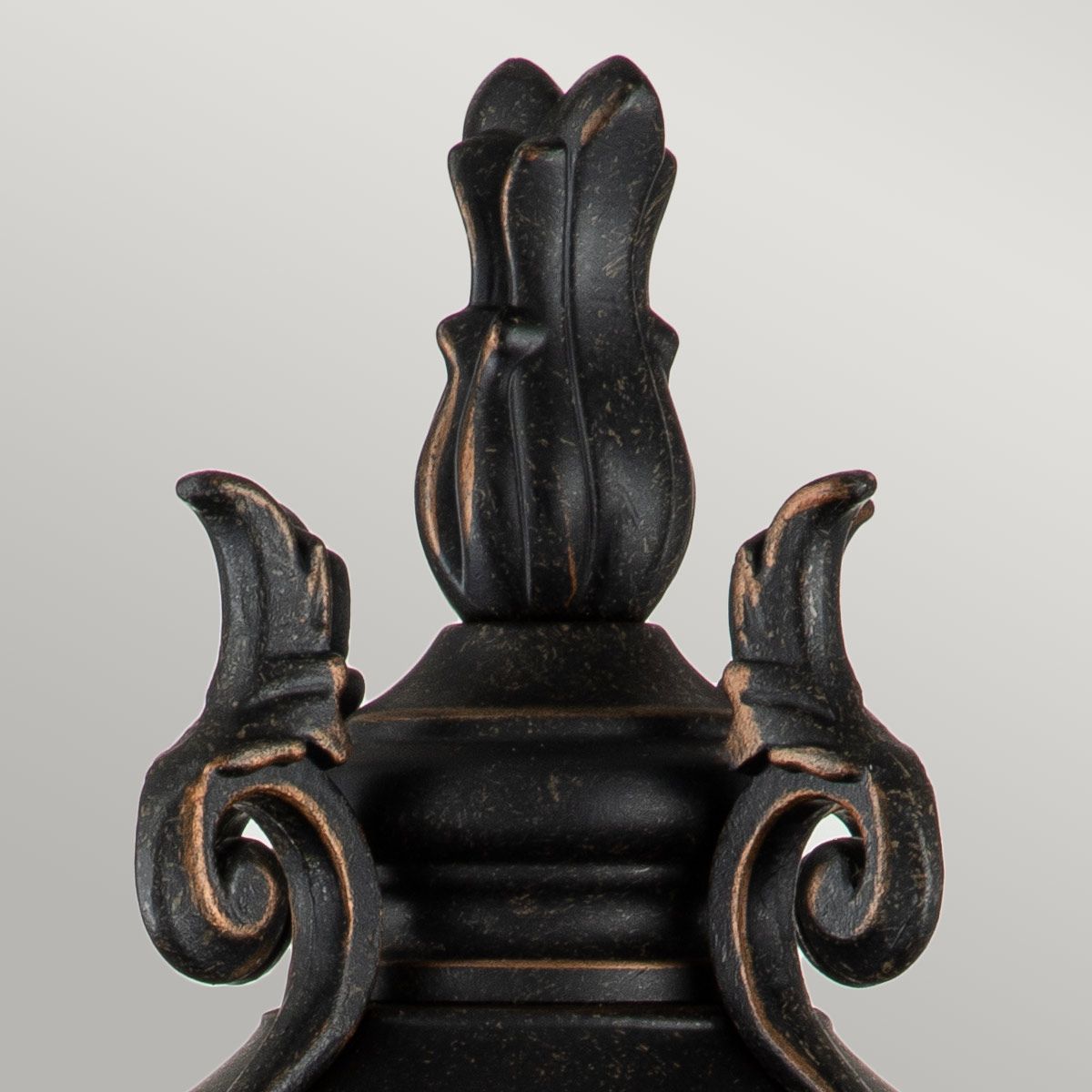 Baltimore 1 - flammige mittelgroße Laterne mit Sockel, verwitterte Bronze - Elsteadlighting - BT3 - M