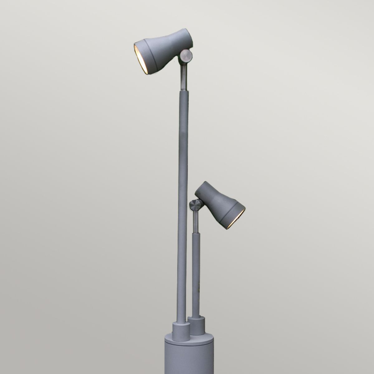 Beta Doppelkopf - Pfostenstrahler - Mattsilber - Elsteadlighting - GZ - BETA10