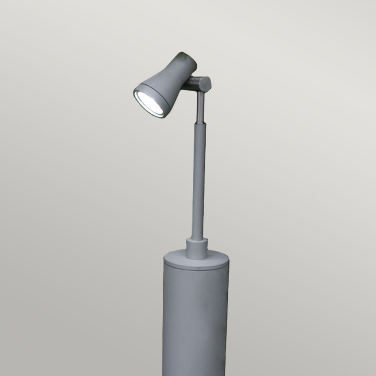 Beta Einzelkopf - Pfostenstrahler - Mattsilber - Elsteadlighting - GZ - BETA9