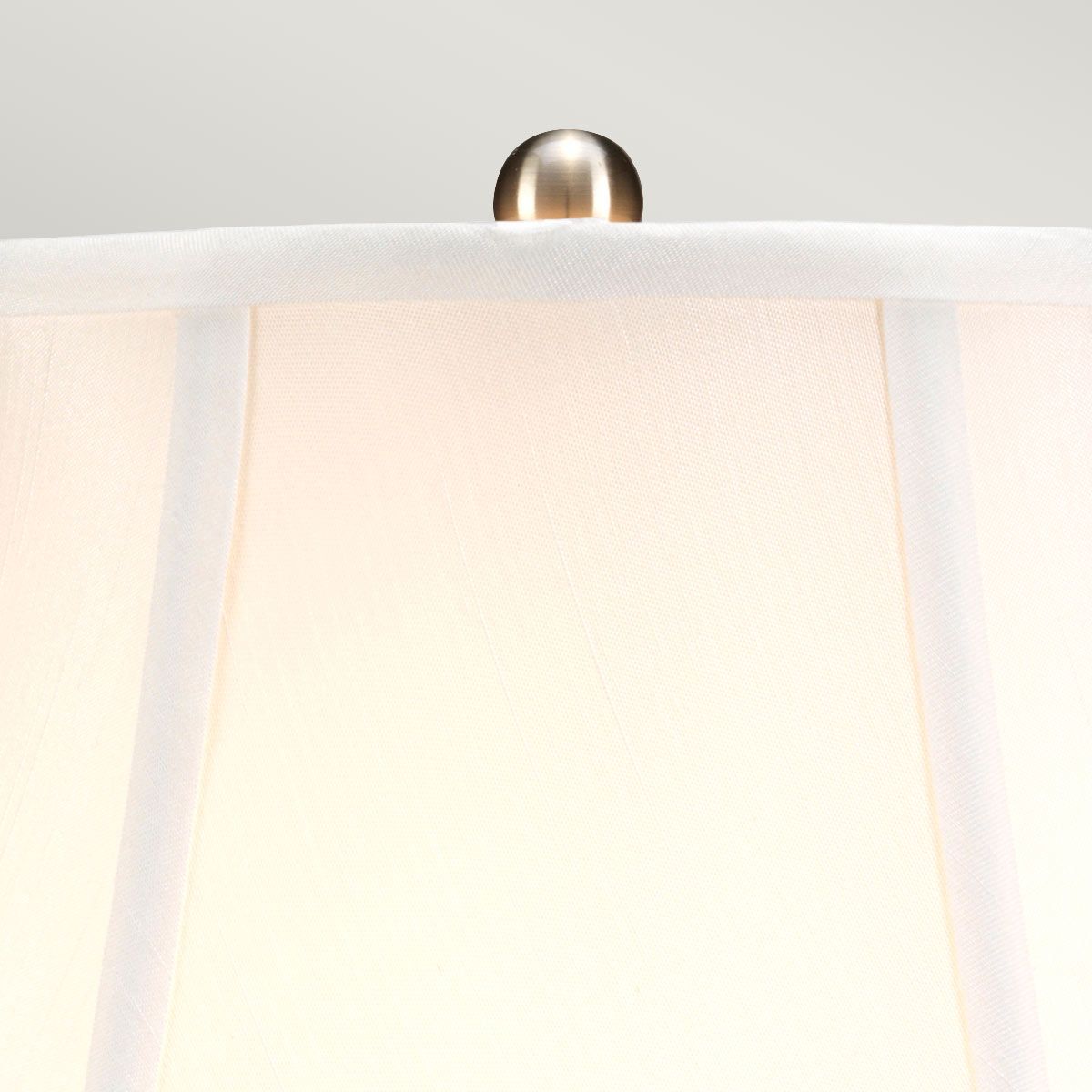 Blue Ginger Jar Tischlampe mit 1 Licht, Blau und Weiß mit weißem Schirm - Elsteadlighting - leuchtengrosshandel24