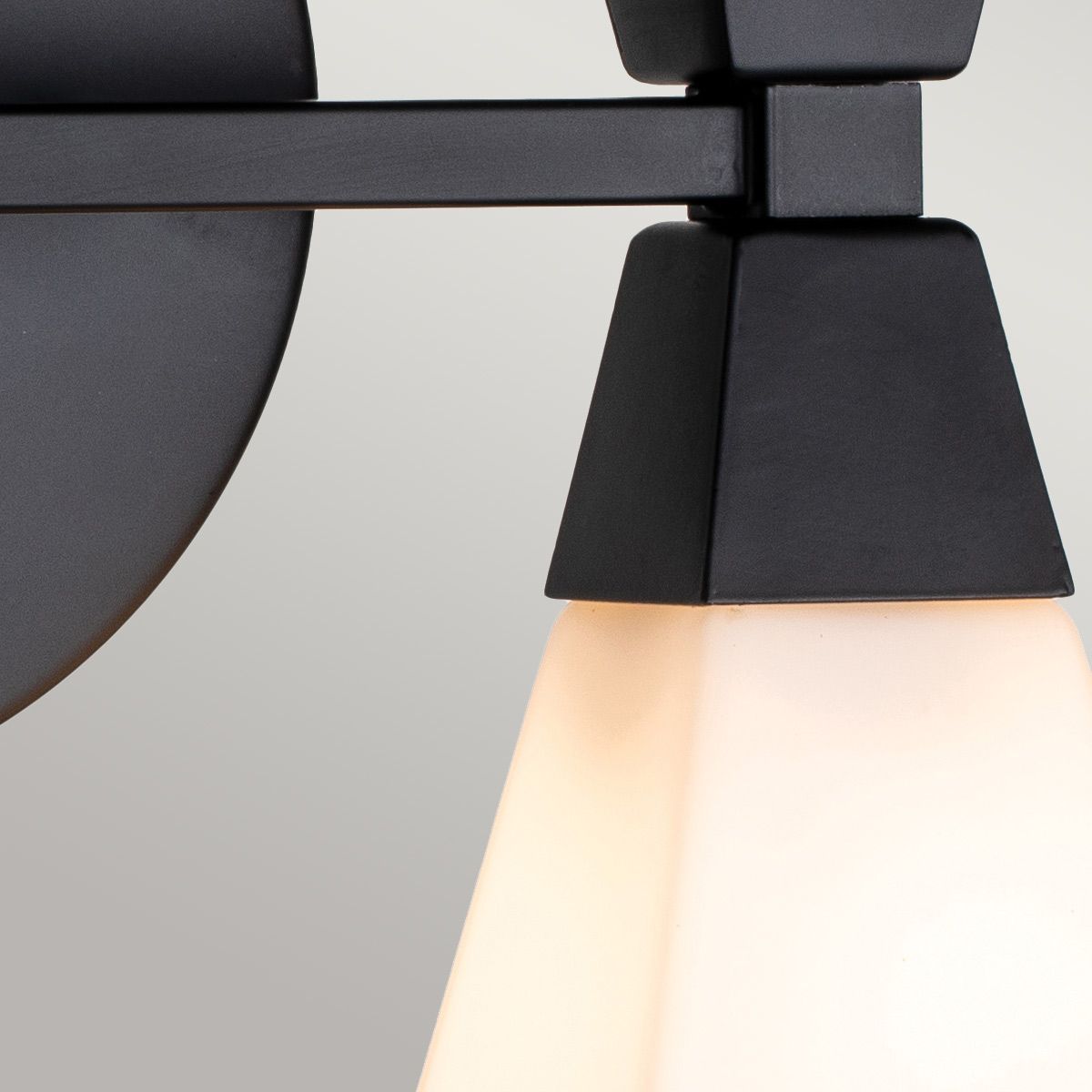 Bowtie 2lt Wandleuchte - Mattschwarz - Elsteadlighting - leuchtengrosshandel24