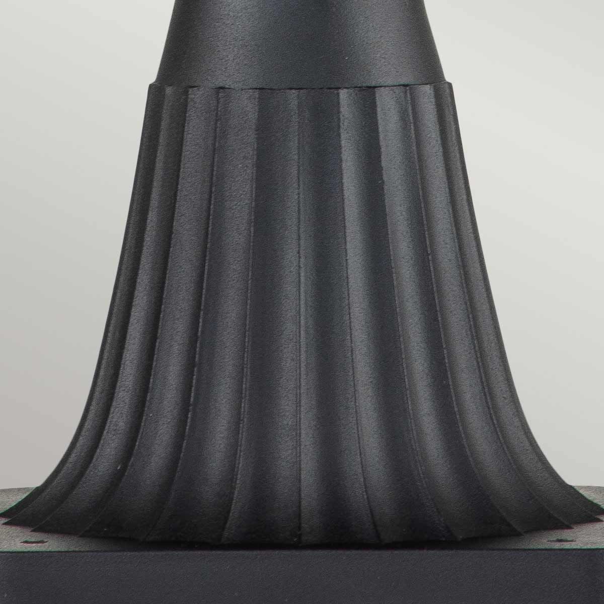 Chicago 1 - flammige kleine Sockellaterne - Strukturiertes Schwarz - Elsteadlighting - CC3 - S - BK