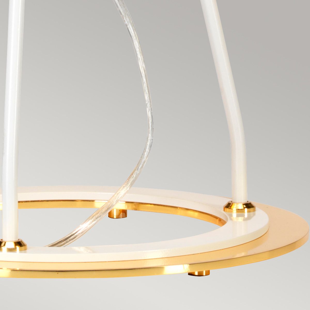 Ferrara Tischlampe - Weiß poliertes Gold mit weißem Schirm und metallischem Goldfutter - Elsteadlighting - leuchtengrosshandel24