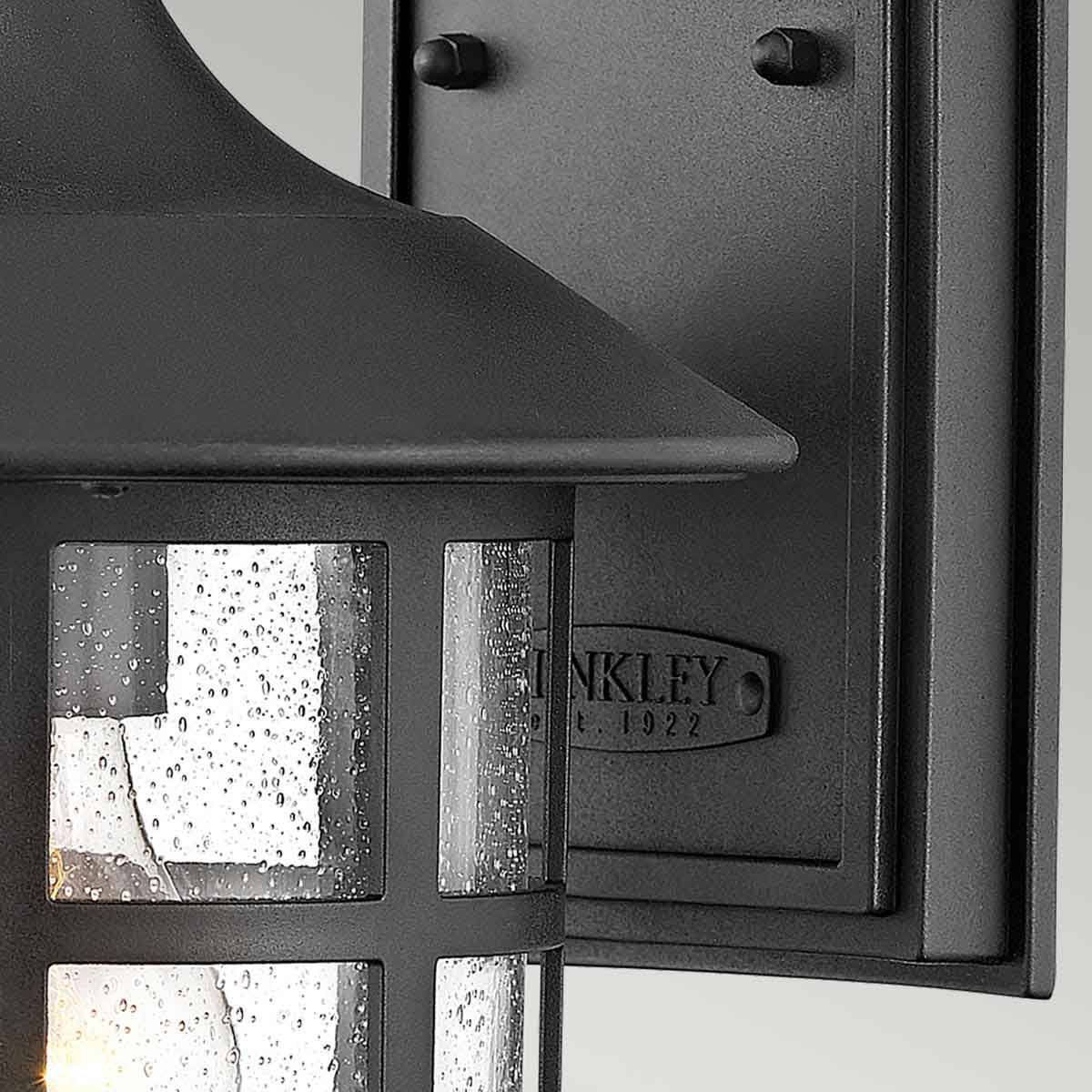 Freeport 1 - flammige mittelgroße Wandlaterne - Strukturiertes Schwarz - Elsteadlighting - HK - FREEPORT2 - M - TBK