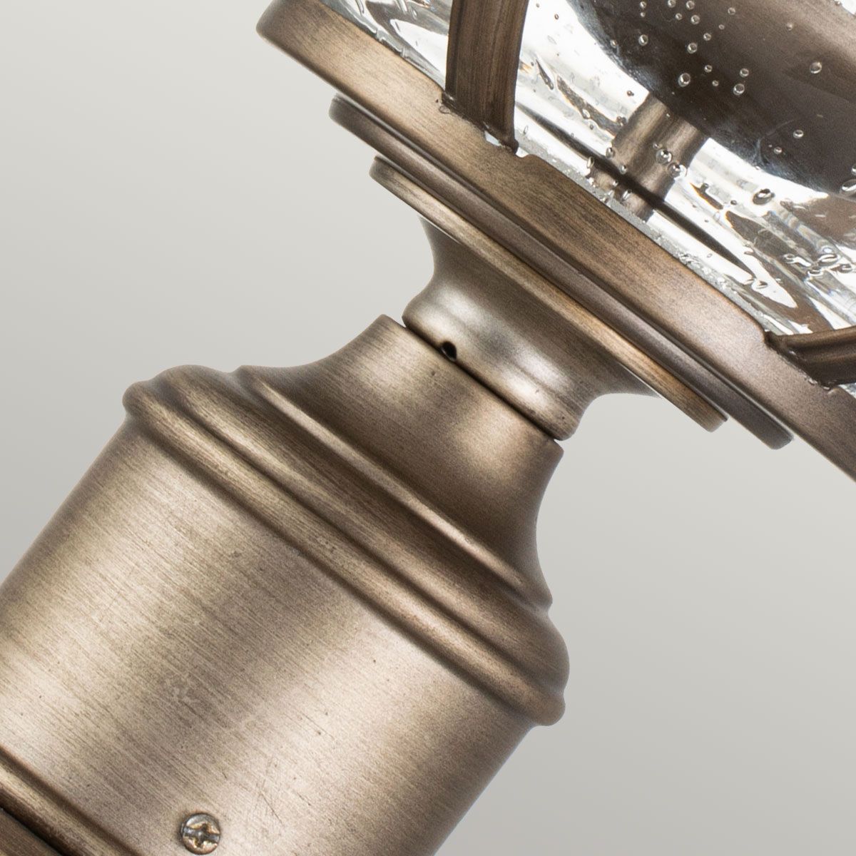 Halleron 3 - flammige Sockellaterne - Brünierte Bronze - Elsteadlighting - KL - HALLERON - 3M - BU