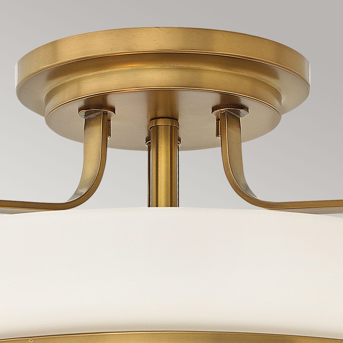 Harper 3-flammige, mittelgroße Halbdeckenleuchte - Heritage Messing, Stahl, Opalglas - Elsteadlighting - leuchtengrosshandel24