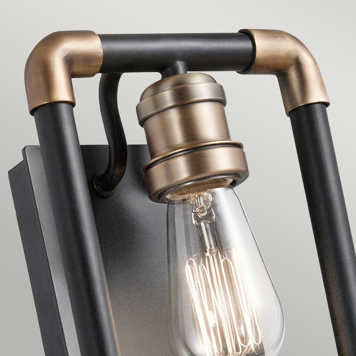 Imahn 1-flammige Wandleuchte - Schwarz und Naturmessing - Elsteadlighting - leuchtengrosshandel24