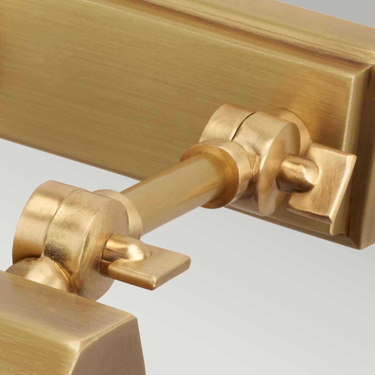 Kleine Bilderleuchte Chawton - Gealtertes Messing - Elsteadlighting - leuchtengrosshandel24