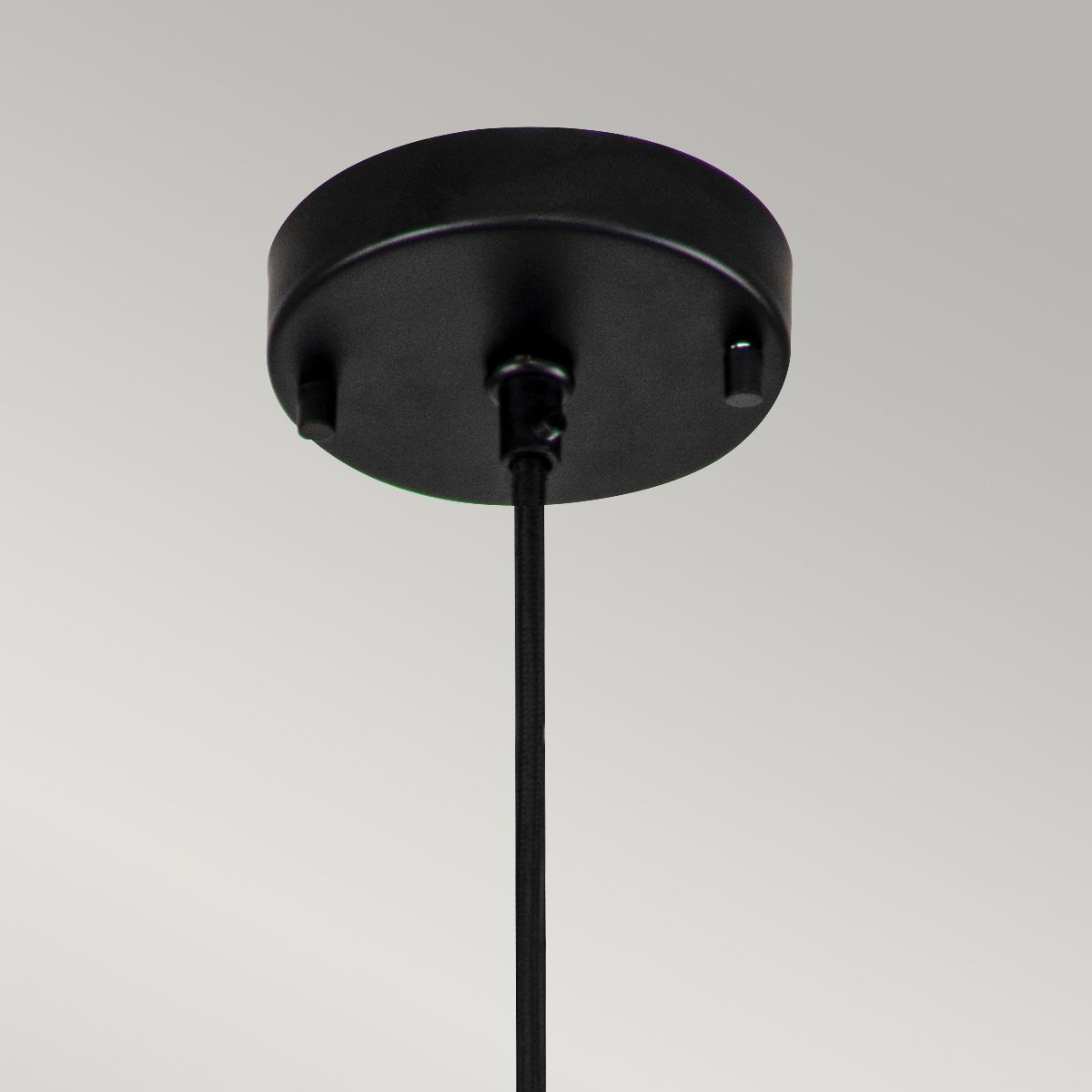 Kleine Pendelleuchte Etoile 1lt - Mattschwarz und Blattgold - Elsteadlighting - leuchtengrosshandel24