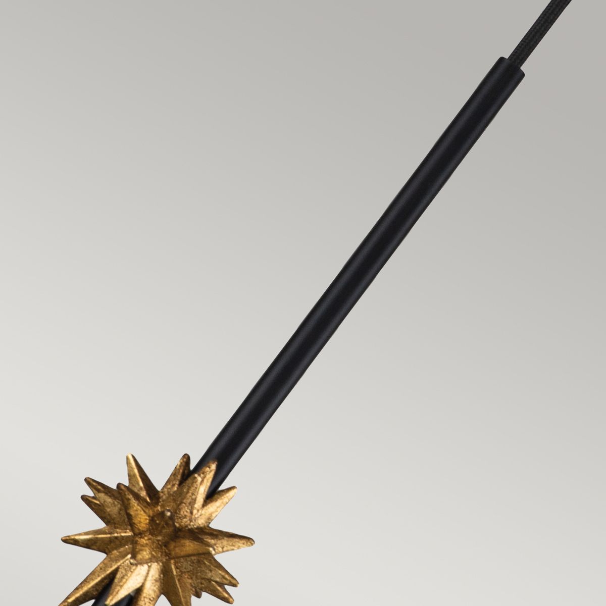 Kleine Pendelleuchte Etoile 1lt - Mattschwarz und Blattgold - Elsteadlighting - leuchtengrosshandel24