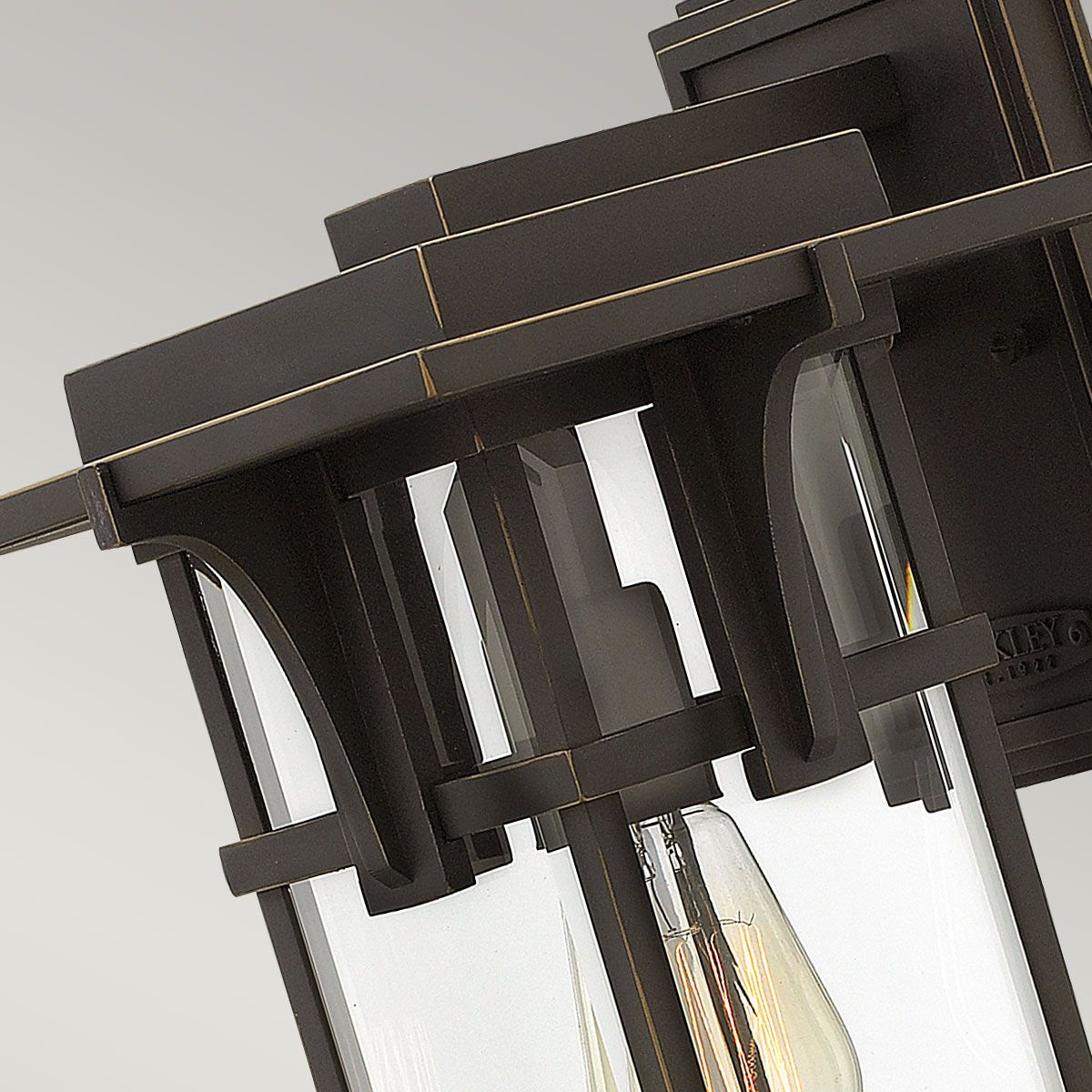 Manhattan 1 - flammige mittelgroße Wandlaterne - geölte Bronze - Elsteadlighting - HK - MANHATTAN2 - M