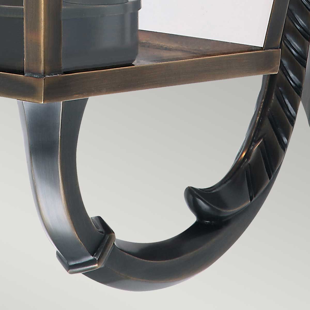 Mansion House Wandlaterne mit 3 Lichtern, gealtertes Messing - Elsteadlighting - MANSION - HOUSE - WB1 - BR