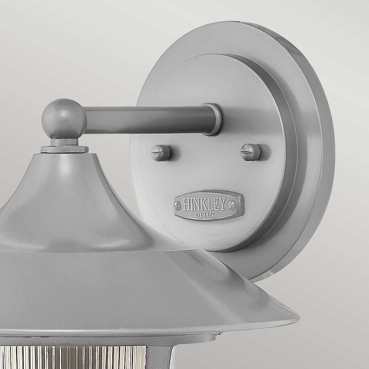 Marina 1 - flammige, mittelgroße Wandlaterne - Silber - Elsteadlighting - HK - MARINA2 - M