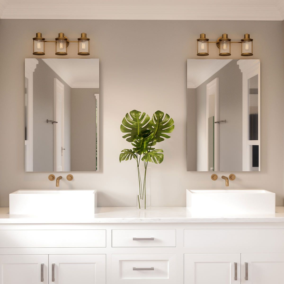 Riggs 3 - flammige Wandleuchte - Verwittertes Messing - Elsteadlighting - QZ - RIGGS3 - BATH - WS