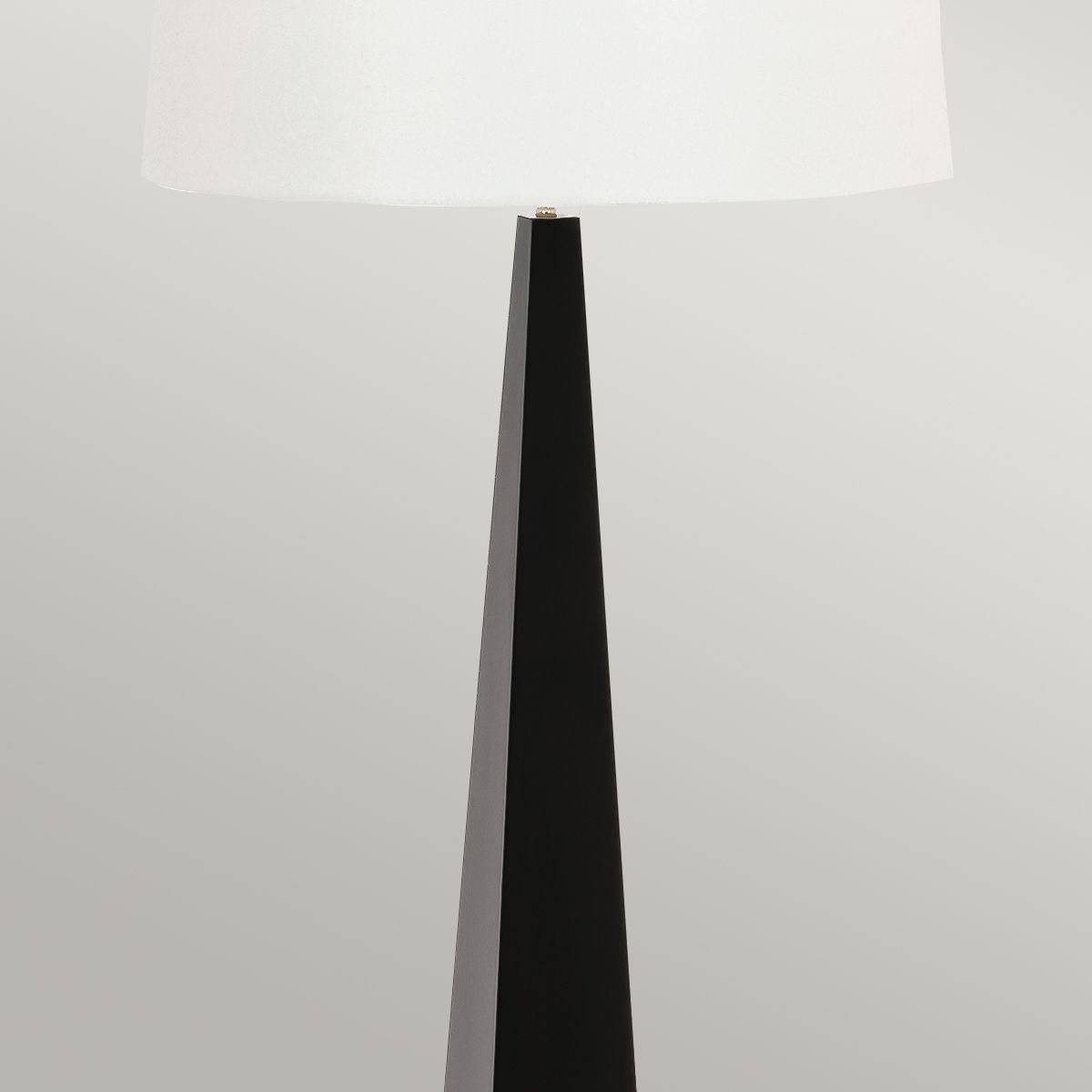 Stehlampe Ascent 1-flammig mit weißem Schirm - Schwarz - Schwarz - Elsteadlighting - leuchtengrosshandel24