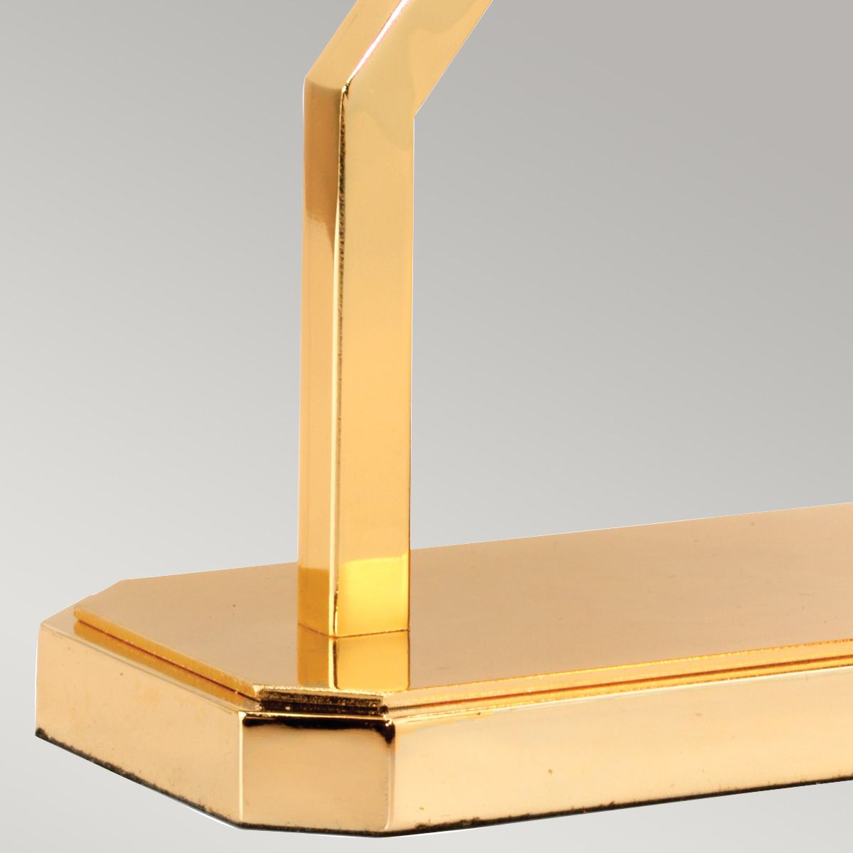 Tischlampe „Cross“ – Poliertes Gold mit elfenbeinfarbenem Schirm - Elsteadlighting - leuchtengrosshandel24