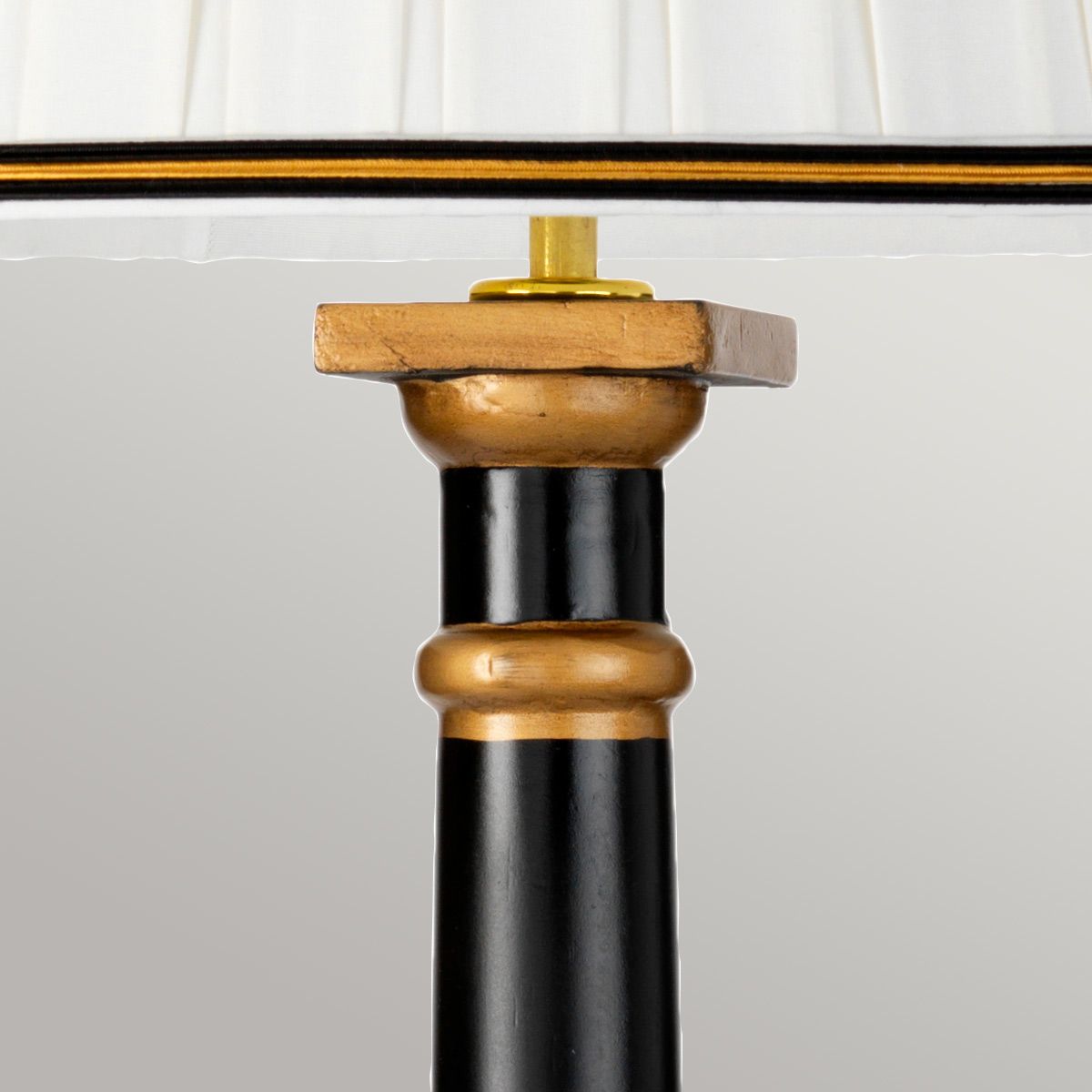 Tischlampe Peronne mit 1 Flamme und hohem Empire - Schirm, Schwarz und Gold mit cremefarbenem Schirm - Elsteadlighting - DL - PERONNE - TL