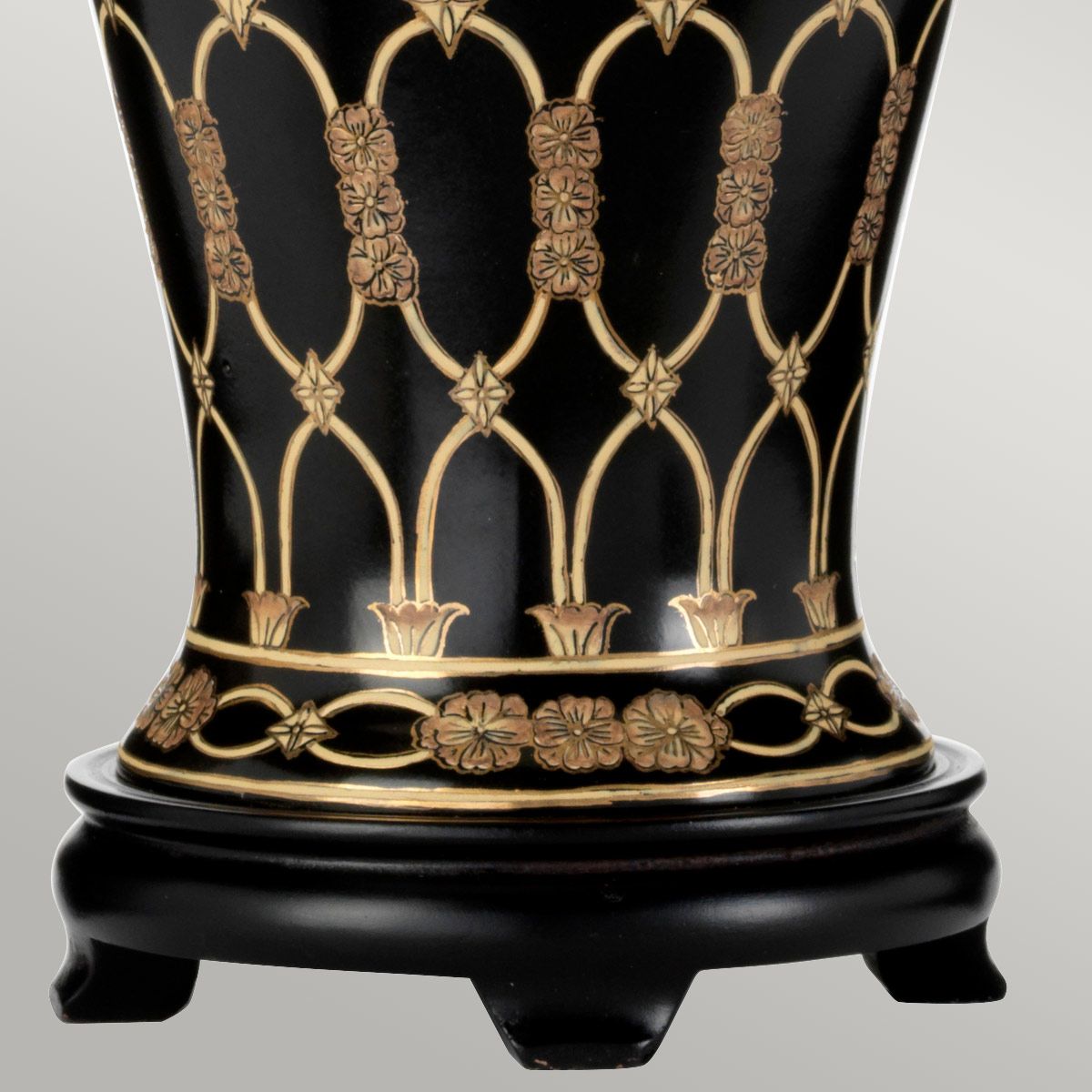 Tischlampe „Taipei“ mit 1 Licht und hohem Empire-Schirm – Schwarz und Gold mit Elfenbein mit schwarzem und goldenem Zierschirm - Elsteadlighting - leuchtengrosshandel24