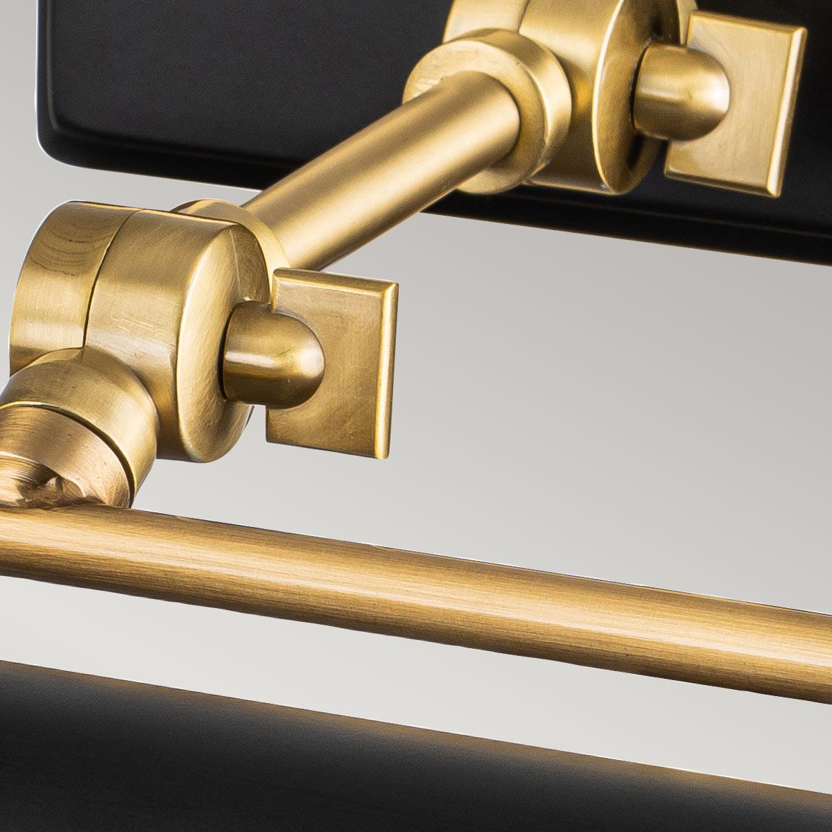 Winchfield 2lt mittelgroße Bilderleuchte – gealtertes Messing und Mattschwarz - Elsteadlighting - WINCHFIELD - PLM - AB - MB