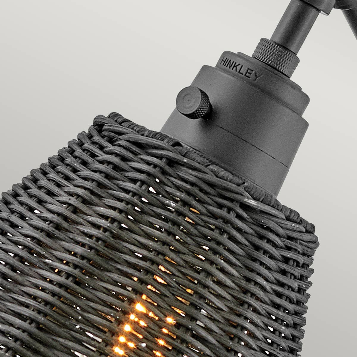 Hinkley Arti 1 lt Wandlampe - Schwarz, Schwarzer Rattan-Schirm - Elsteadlighting - leuchtengrosshandel24