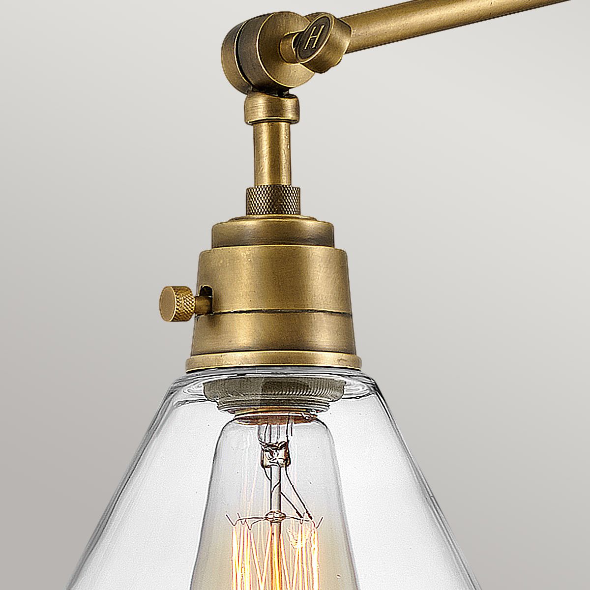 Hinkley Arti 1 lt Wandlampe - Erbstückmessing, klarer Glasschirm - Elsteadlighting - leuchtengrosshandel24