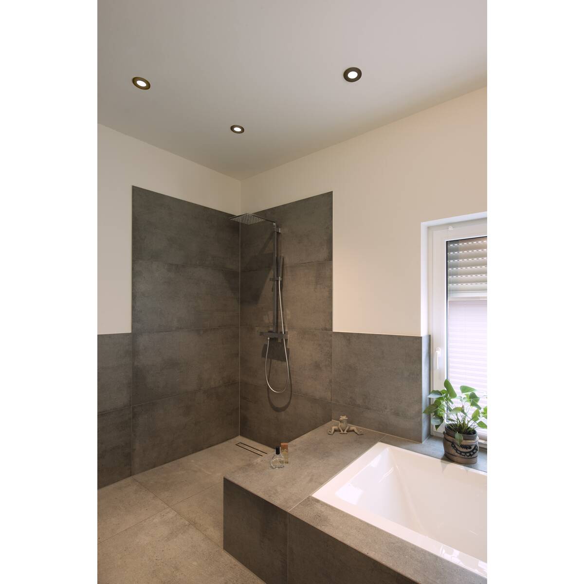 KAMUELA ECO Deckeneinbauleuchte, LED, 3000 K, schwarz, 38°, dimmbar, IP65, - SLV - 1001015