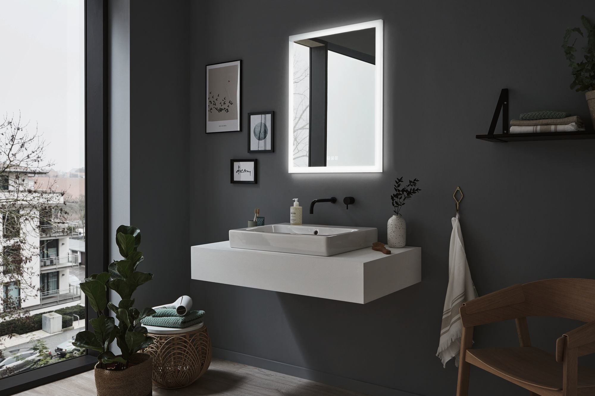 HomeSpa LED Leuchtspiegel Mirra eckig IP44 Spiegel/Weiß 22W WhiteSwitch