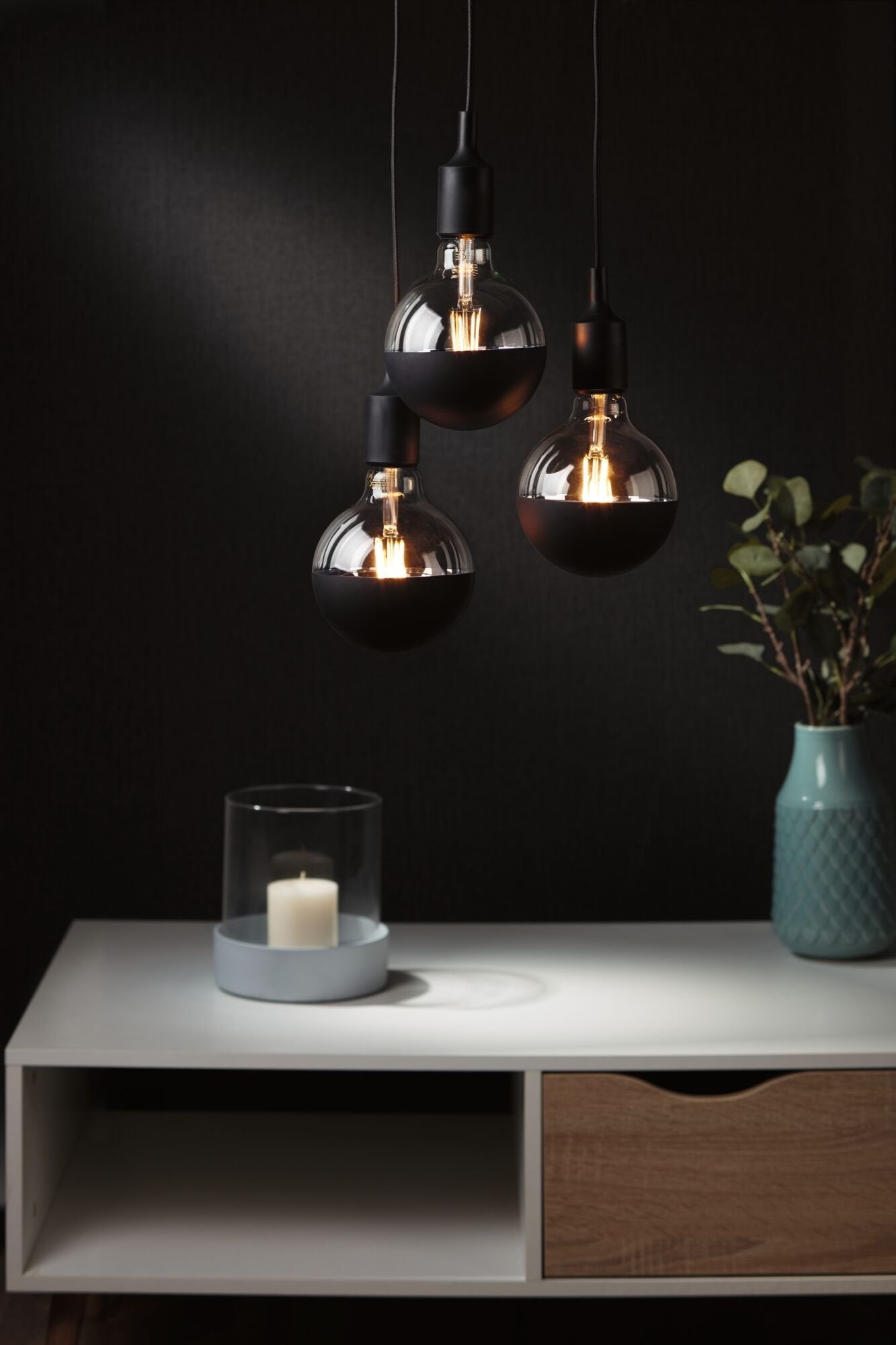 Modern Classic Edition LED Globe Kopfspiegel E27 230V 600lm 6,5W 2700K Kopfspiegel Schwarz matt E27 230V 600lm 6,5W 2700K Kopfspiegel Schwarz matt