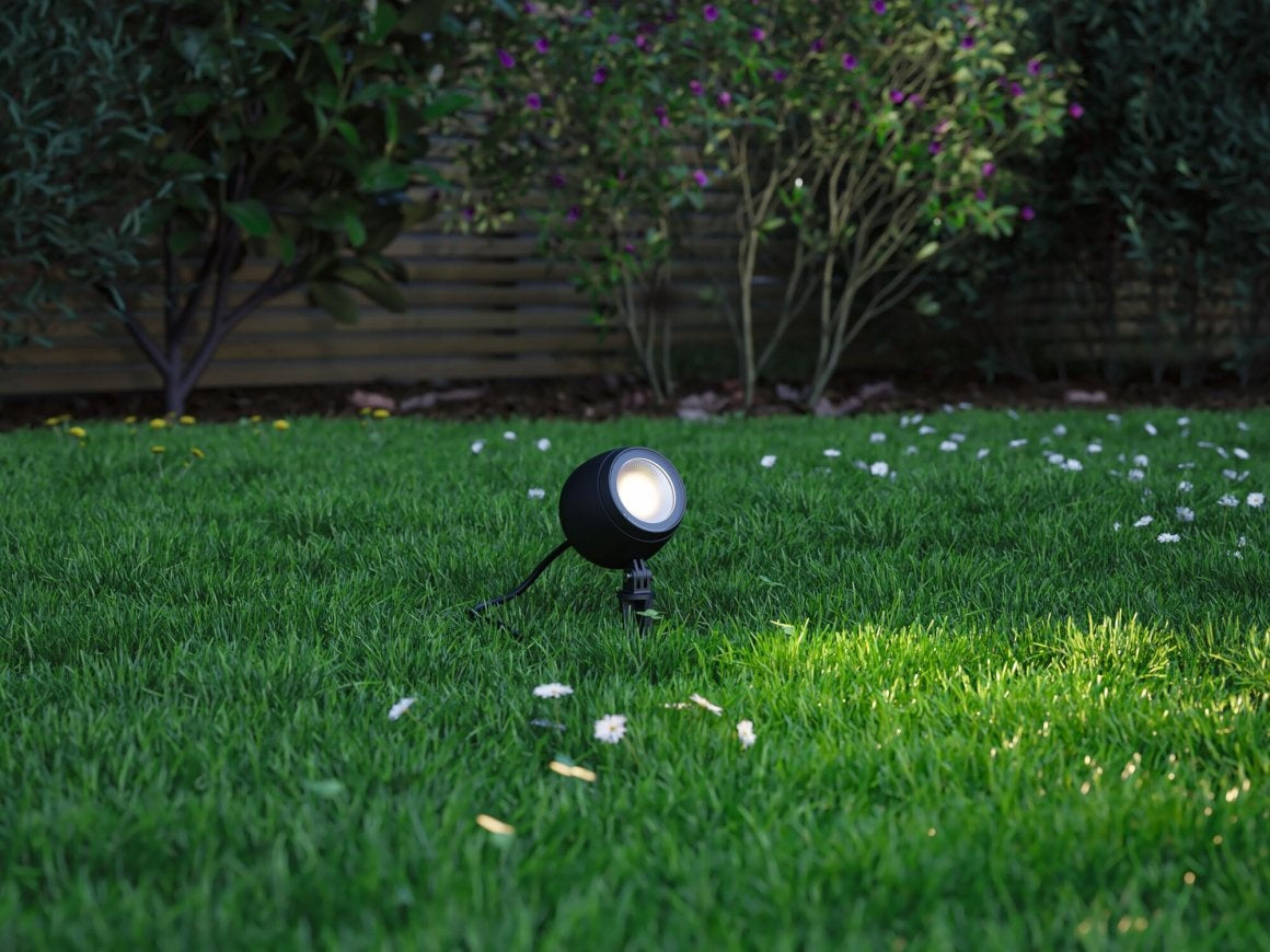 Plug & Shine LED Gartenstrahler Kikolo IP65 3000K 7,2W Anthrazit