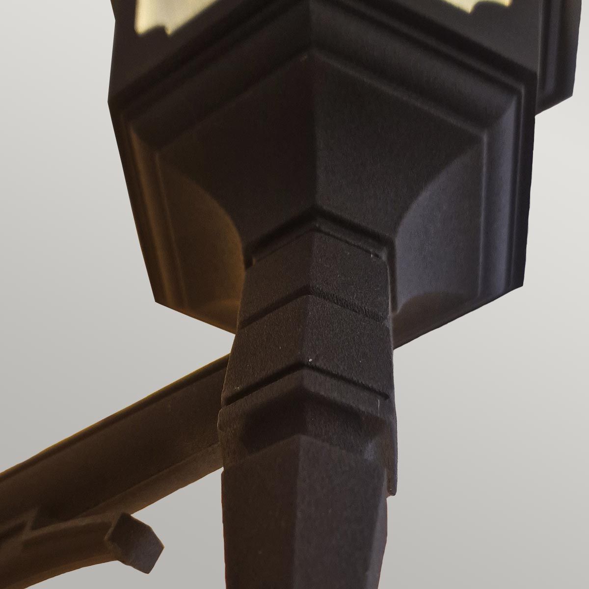 Parish 1 - flammige Wandlaterne - Schwarz - Elsteadlighting - PR2 - BLACK
