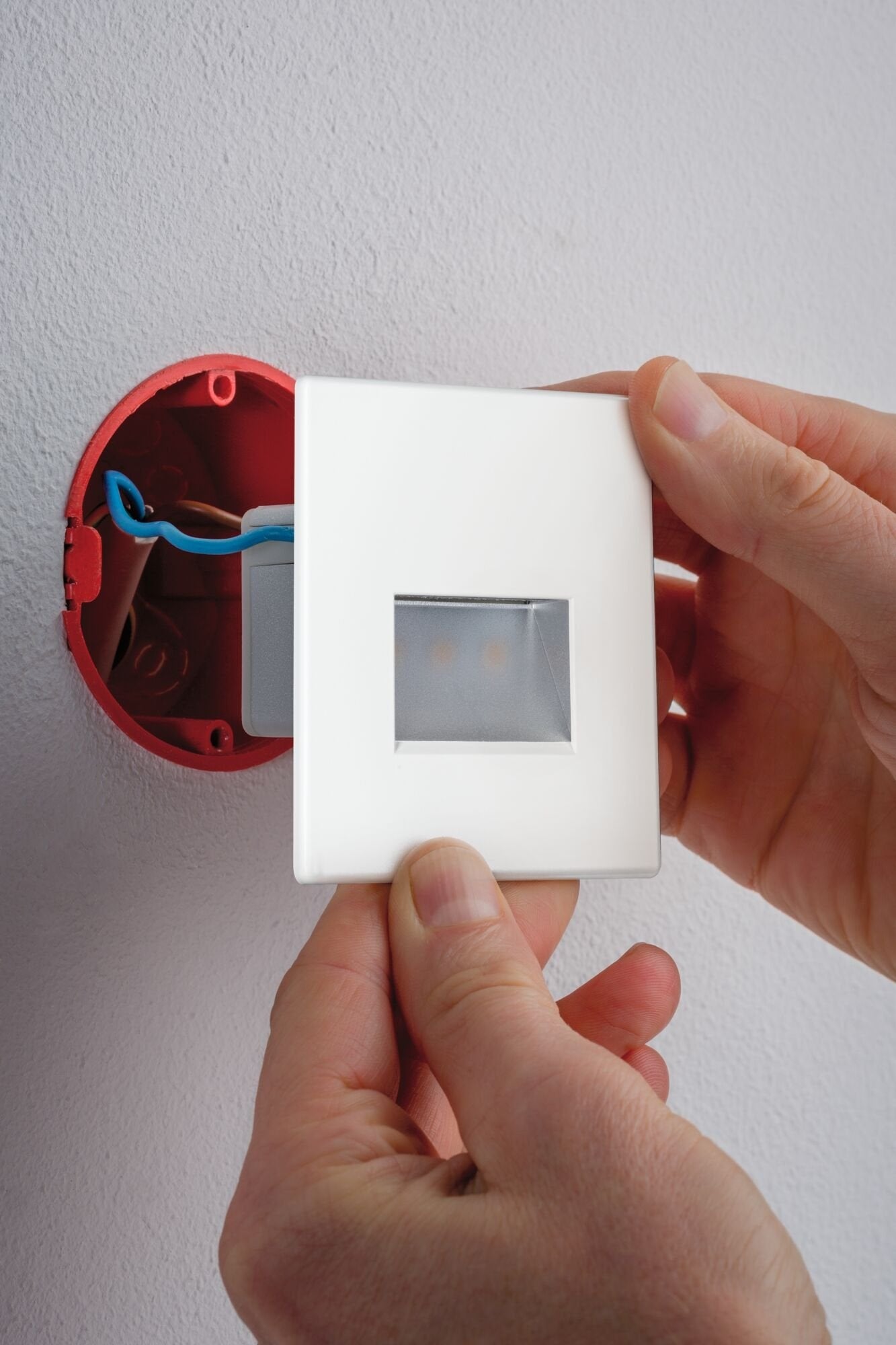 LED Wandeinbauleuchte Edge Quadro eckig 80x5mm 1,2W 50lm 230V 2700K Weiß matt