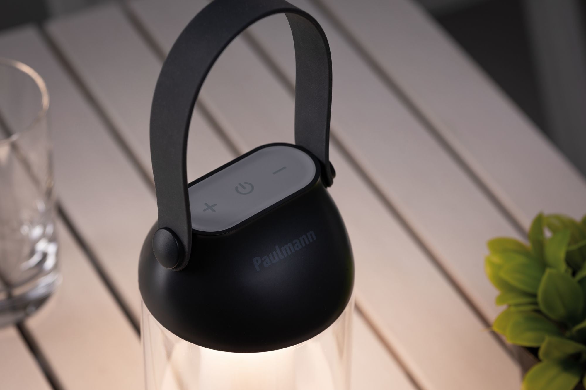 Mobile Tischleuchte Capulino IP44 dimmbar Akkubetrieb