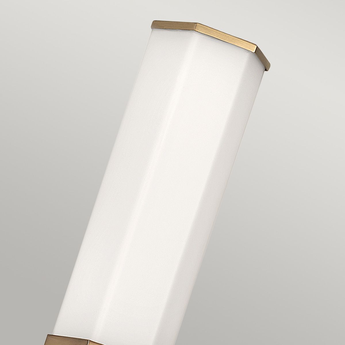 Facet Single LED Wandlampe - Heritage Brass IP44