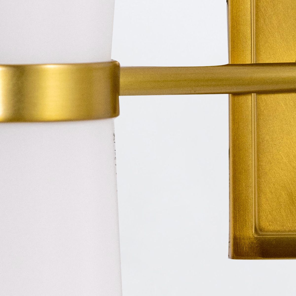 Arteriors Inwood Wandleuchte 4-flammig in Antikmessing