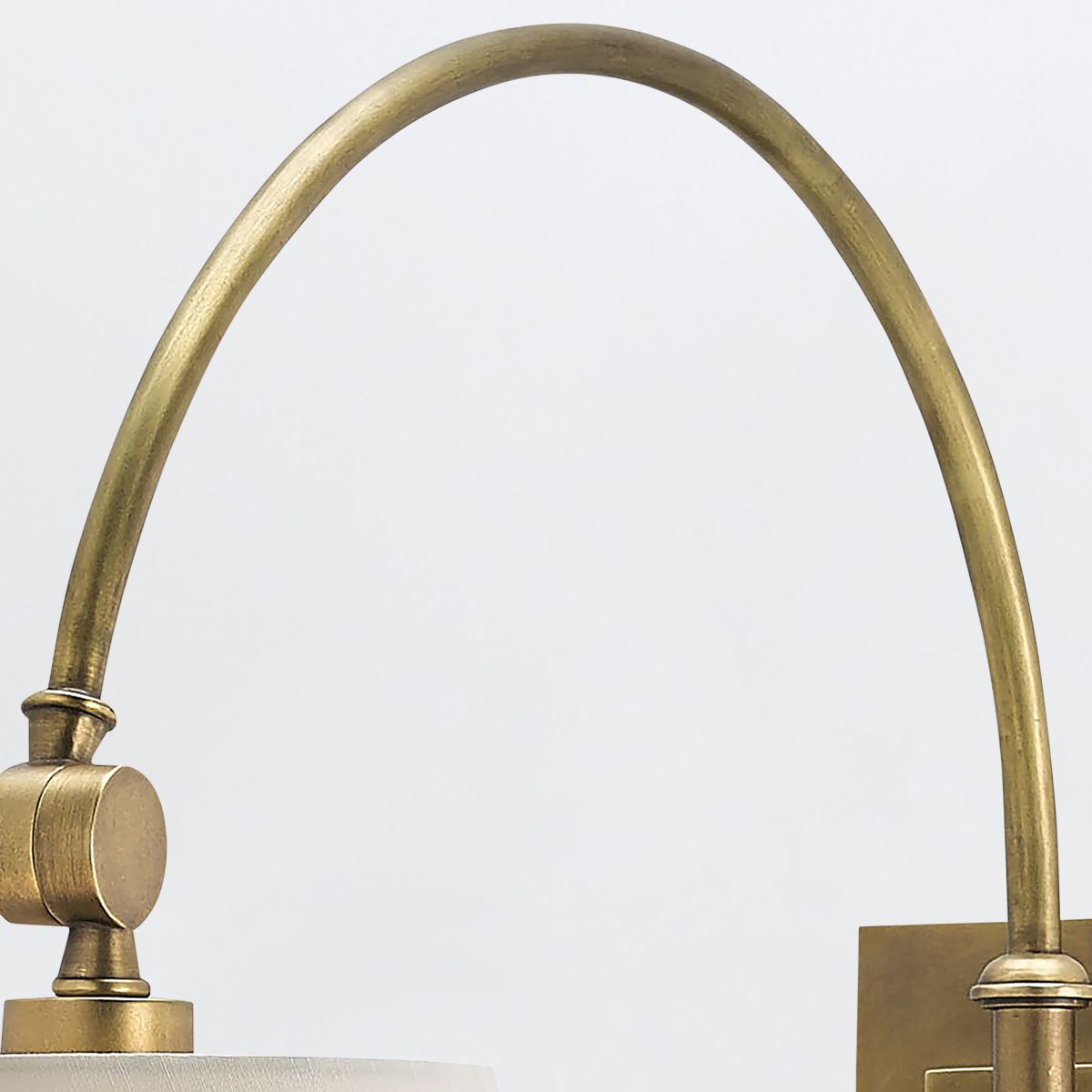 Currey & Company – Ashby Wandleuchte 1-flammig Gold