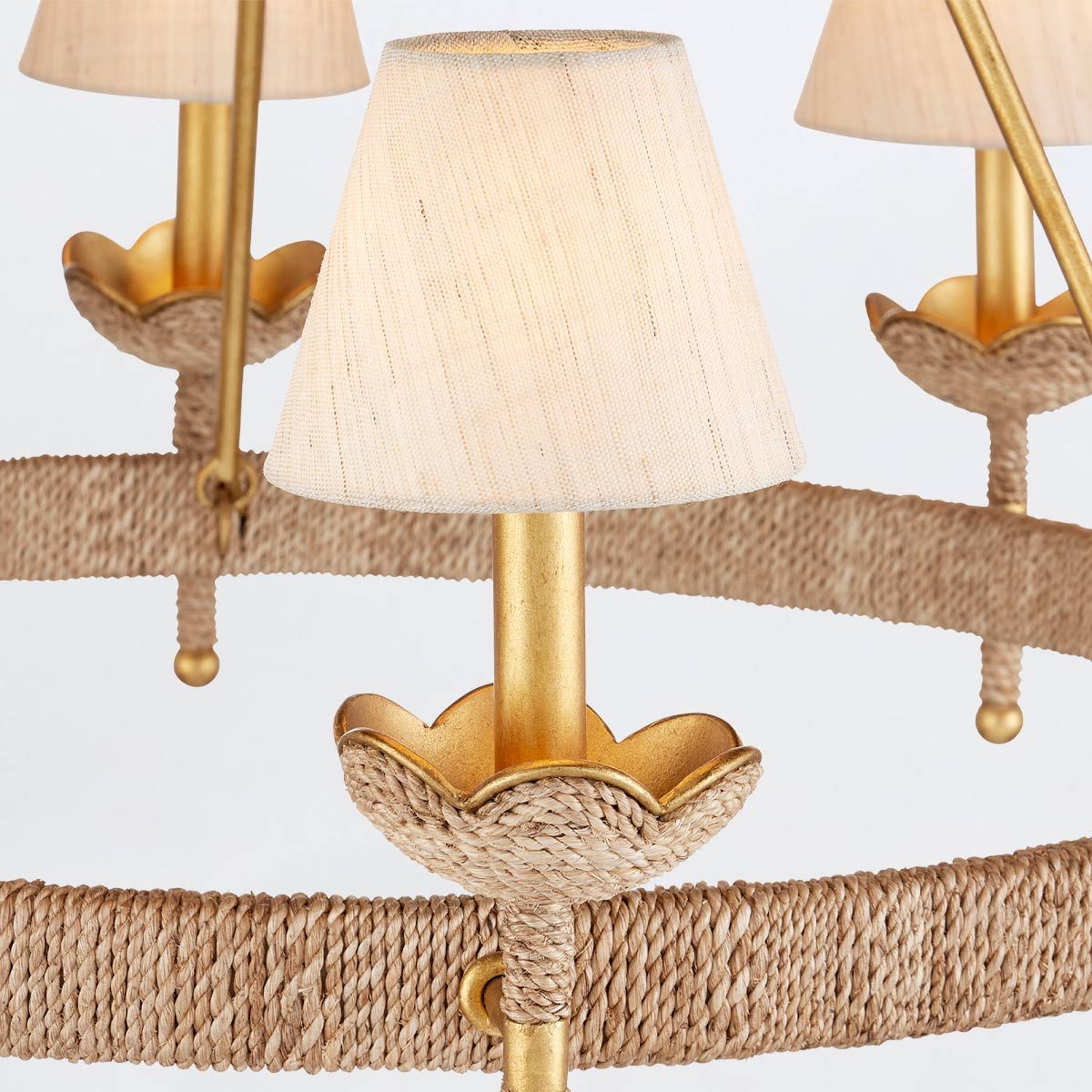 Currey & Company – Vichy Kronleuchter 8-flammig Gold