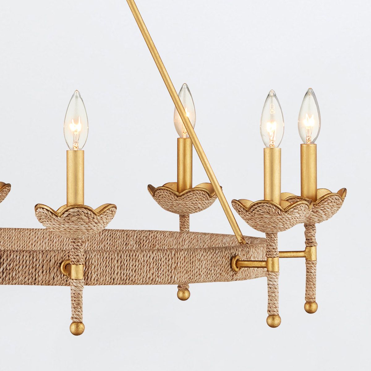 Currey & Company – Vichy Kronleuchter 8-flammig Gold