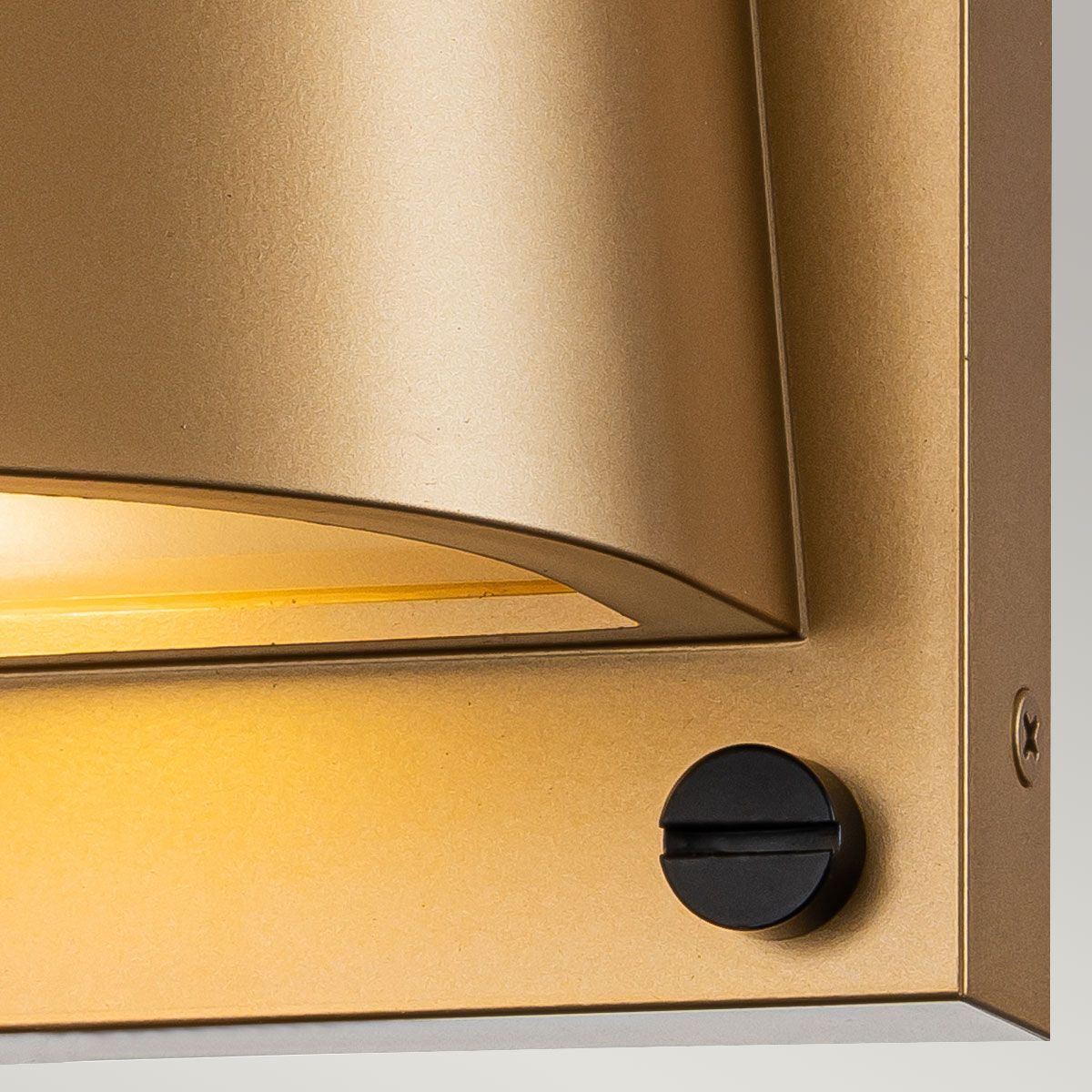 Scout 1lt kleine Wandleuchte - lackiertes Heritage - Messing - Elsteadlighting - HK - SCOUT - PHB
