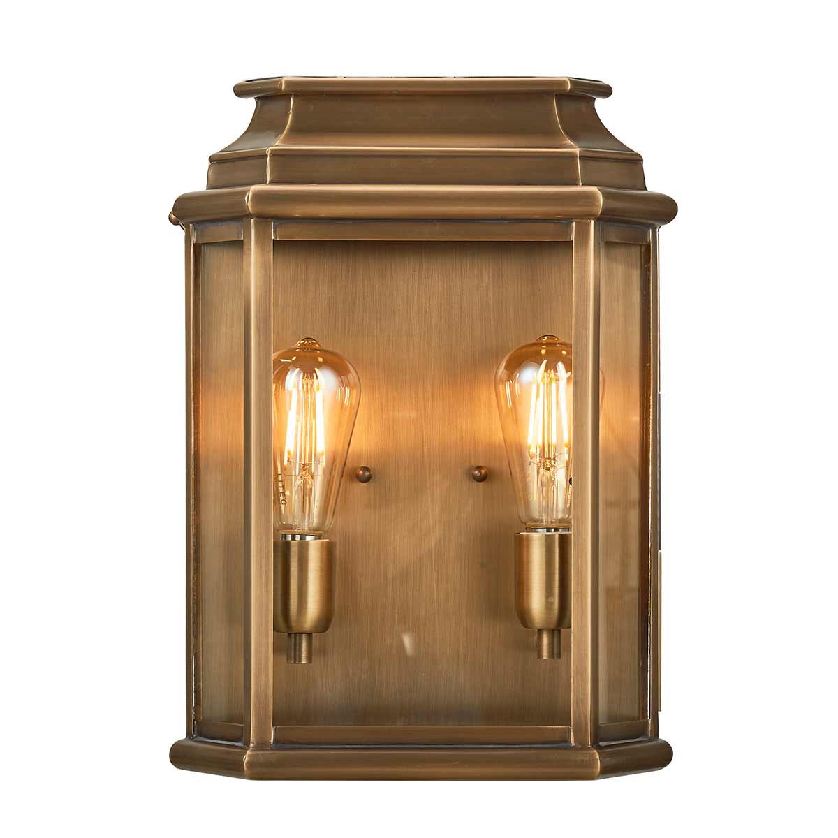 St. Martins Große Wandlaterne mit 2 Lichtern, gealtertes Messing - Elsteadlighting - ST - MARTINS - L - BR