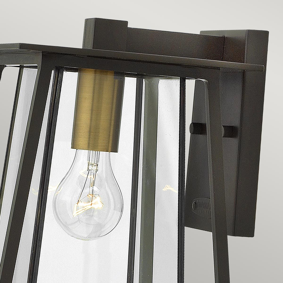 Walker 1 - flammige mittelgroße Wandlaterne - Buckeye Bronze mit Heritage Brass - Elsteadlighting - HK - WALKER2 - M