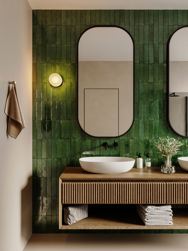 Stilvolle Wandleuchte im Badezimmer als moderne Badbeleuchtung